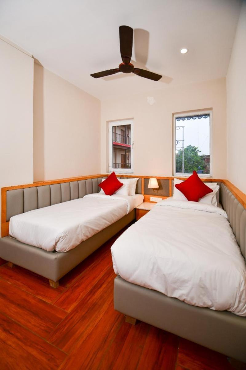 Hotel Aviral Ganga A Unit Of Amritaam Wellness Varanasi